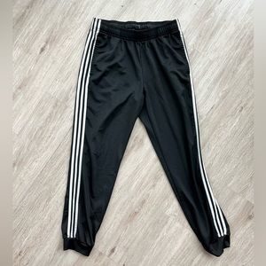 CLASSIC ADIDAS JOGGER